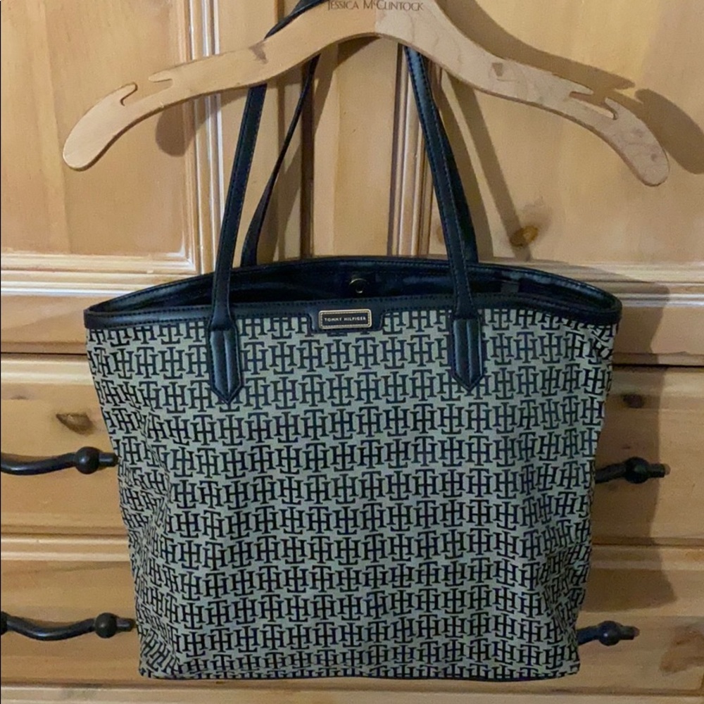 Tommy Hilfiger tote